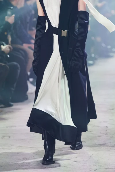 Look 107